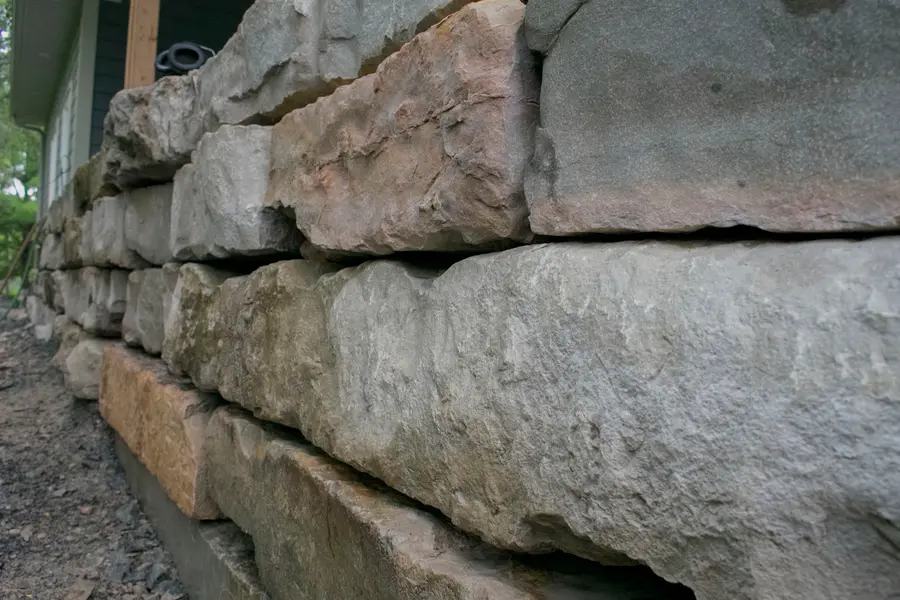 Stacked Wall — Stone Detail